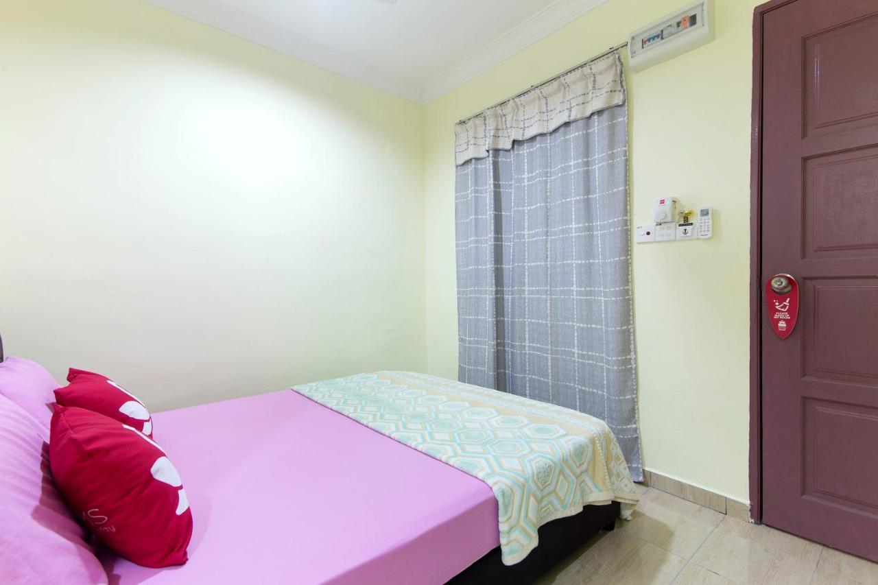 Kampung Guest House Pantai Cenang  Exterior photo