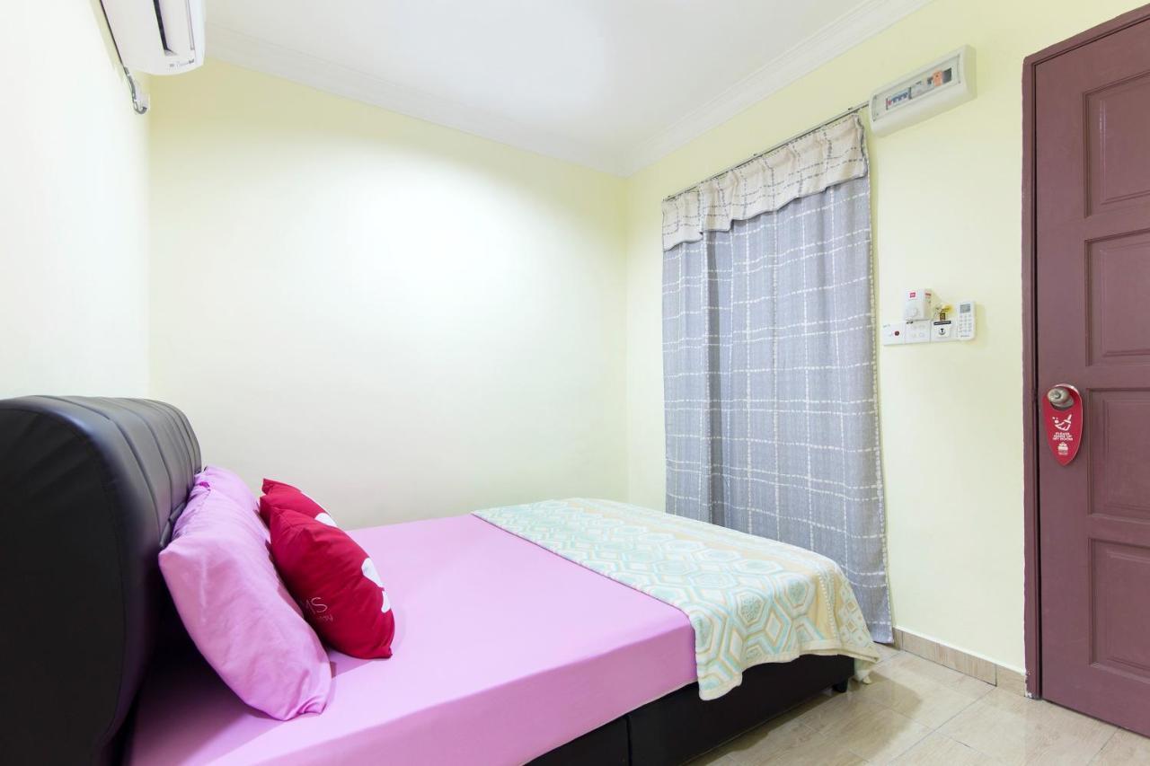 Kampung Guest House Pantai Cenang  Exterior photo