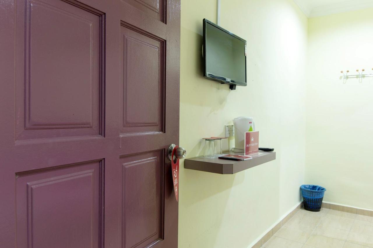 Kampung Guest House Pantai Cenang  Exterior photo